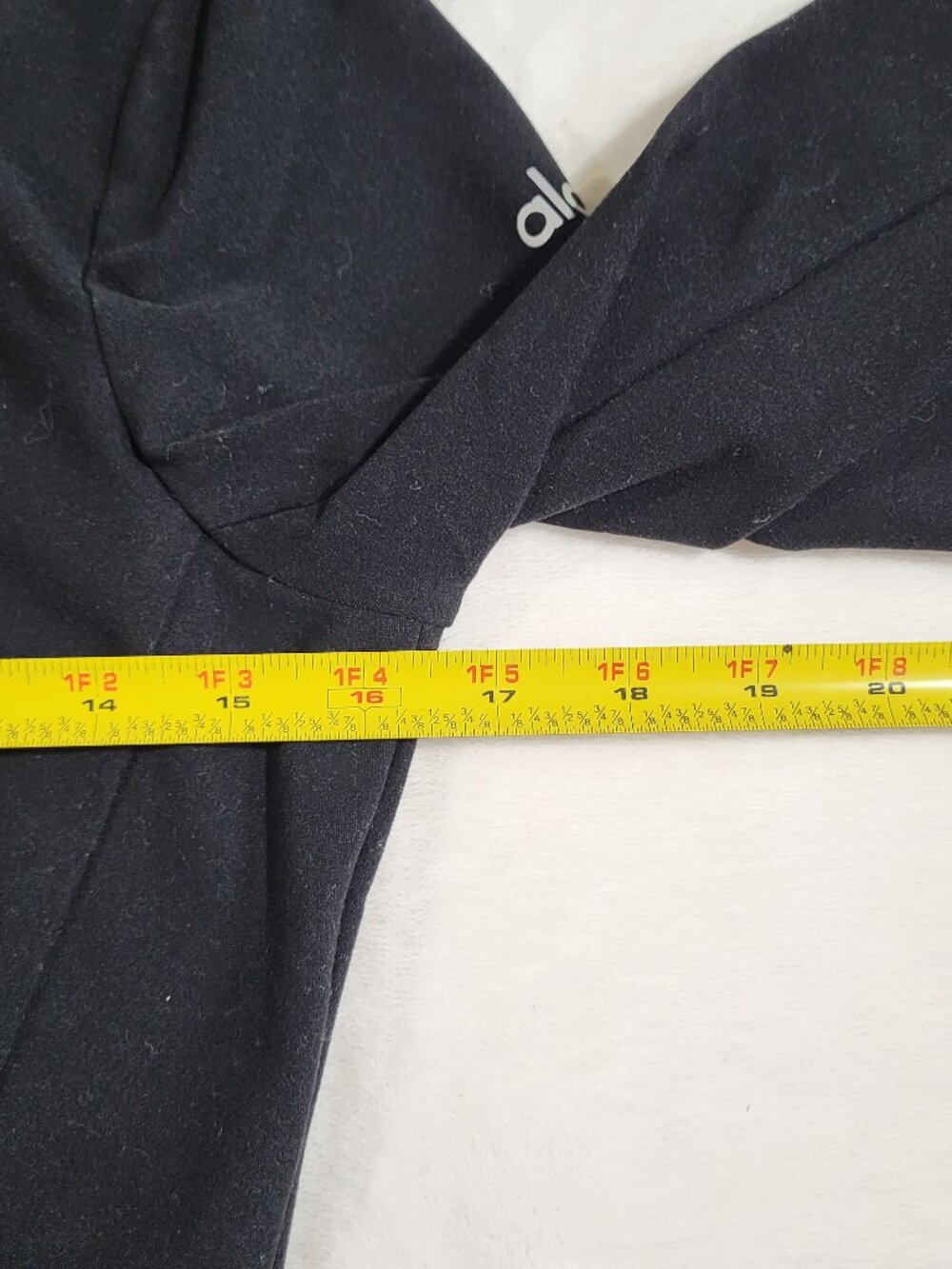 ALO YOGA - Alosoft 1/2 Zip Rapid Pullover - Small - Picture 10 of 14